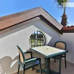 Pasakoey Guest house *