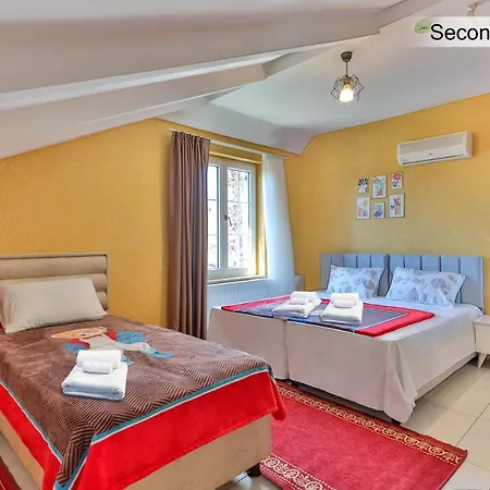 Pasakoey Gæstehus Side